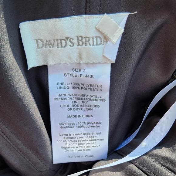 Black evening gown size 8 - Picture 9 of 16